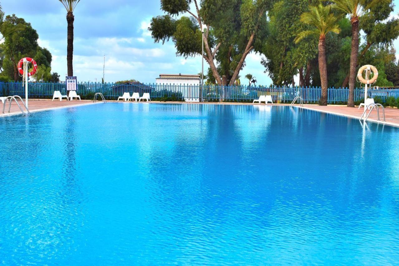 Casita Movil En Camping De La Manga Hotel Ngoại thất bức ảnh