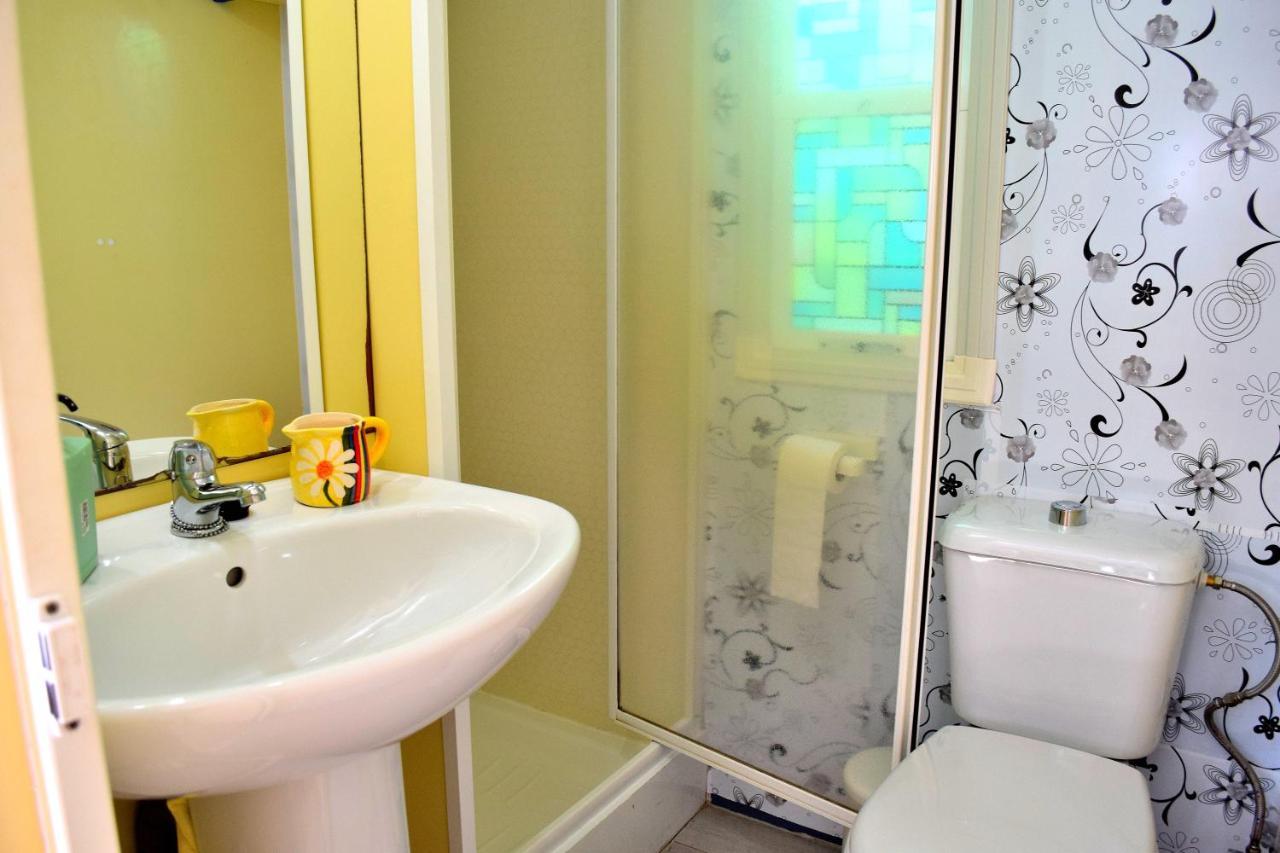 Casita Movil En Camping De La Manga Hotel Ngoại thất bức ảnh